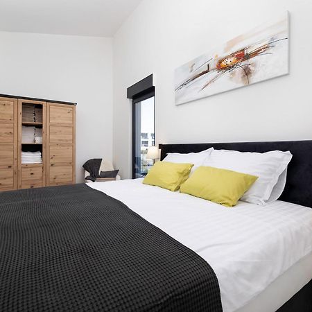 Luxury Villa Adria Apartments Krk Town Luaran gambar