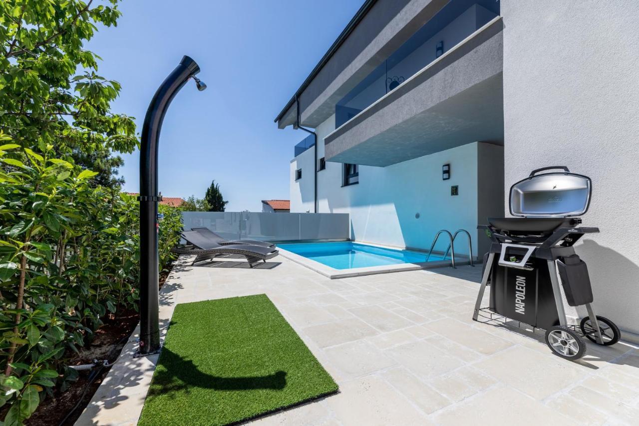 Luxury Villa Adria Apartments Krk Town Luaran gambar