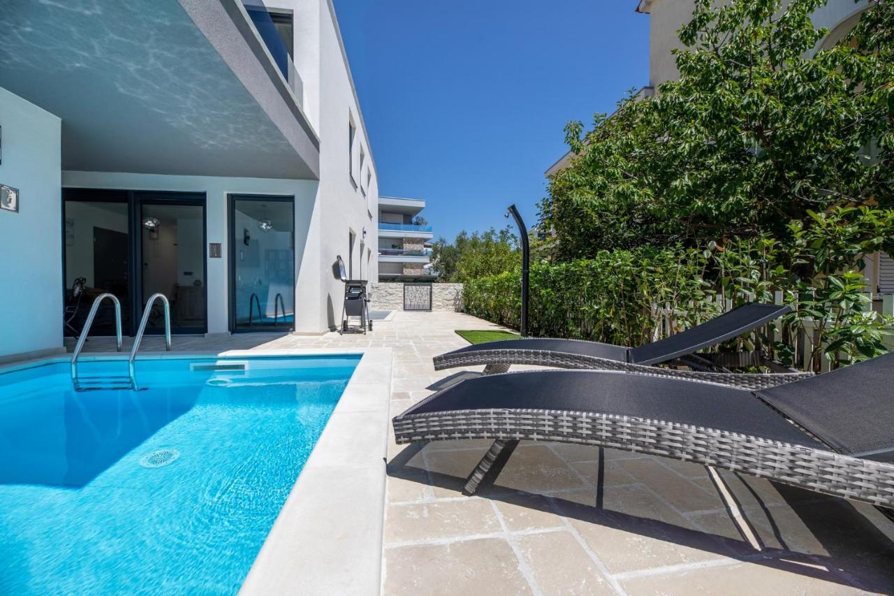 Luxury Villa Adria Apartments Krk Town Luaran gambar