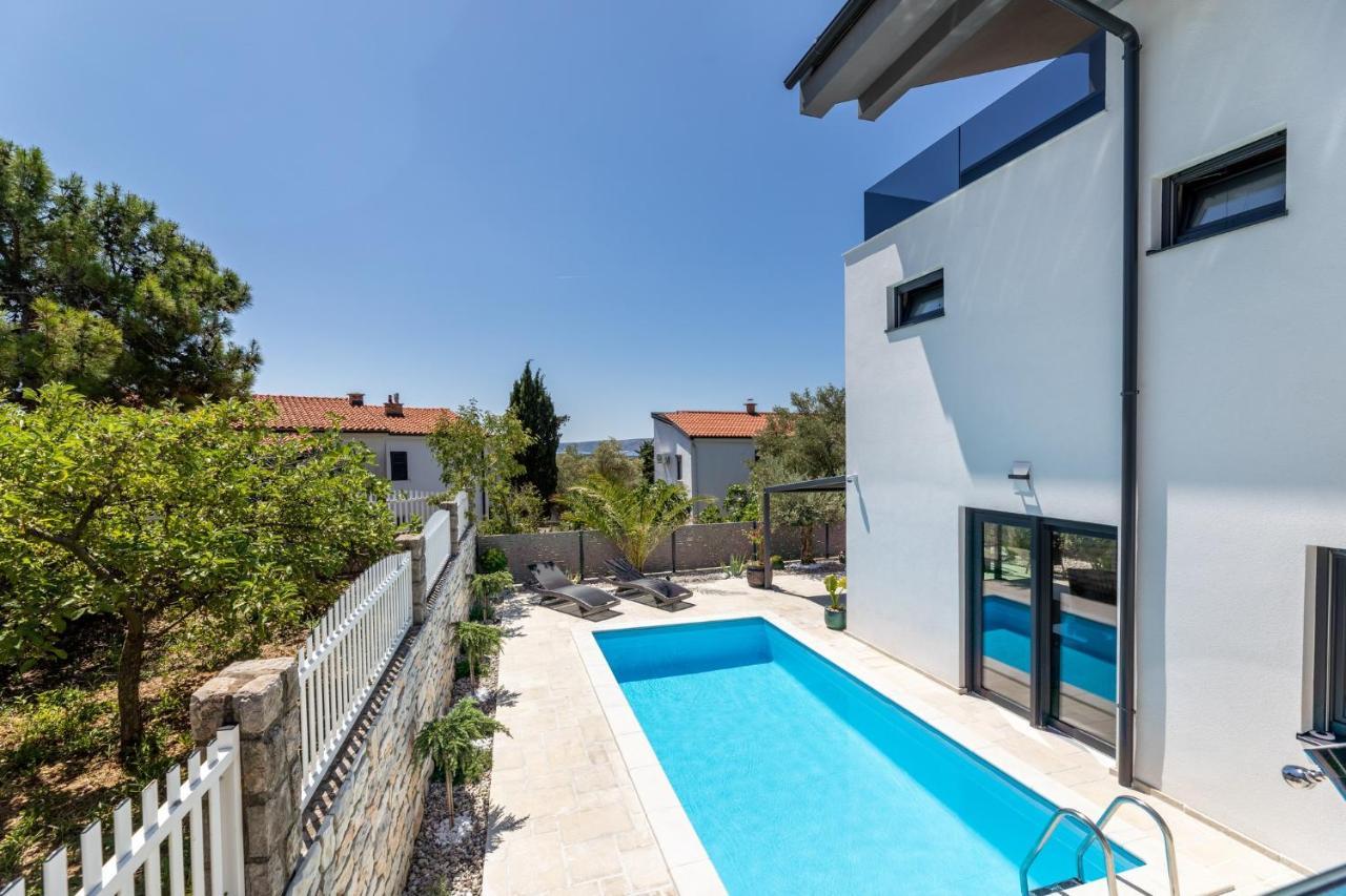 Luxury Villa Adria Apartments Krk Town Luaran gambar