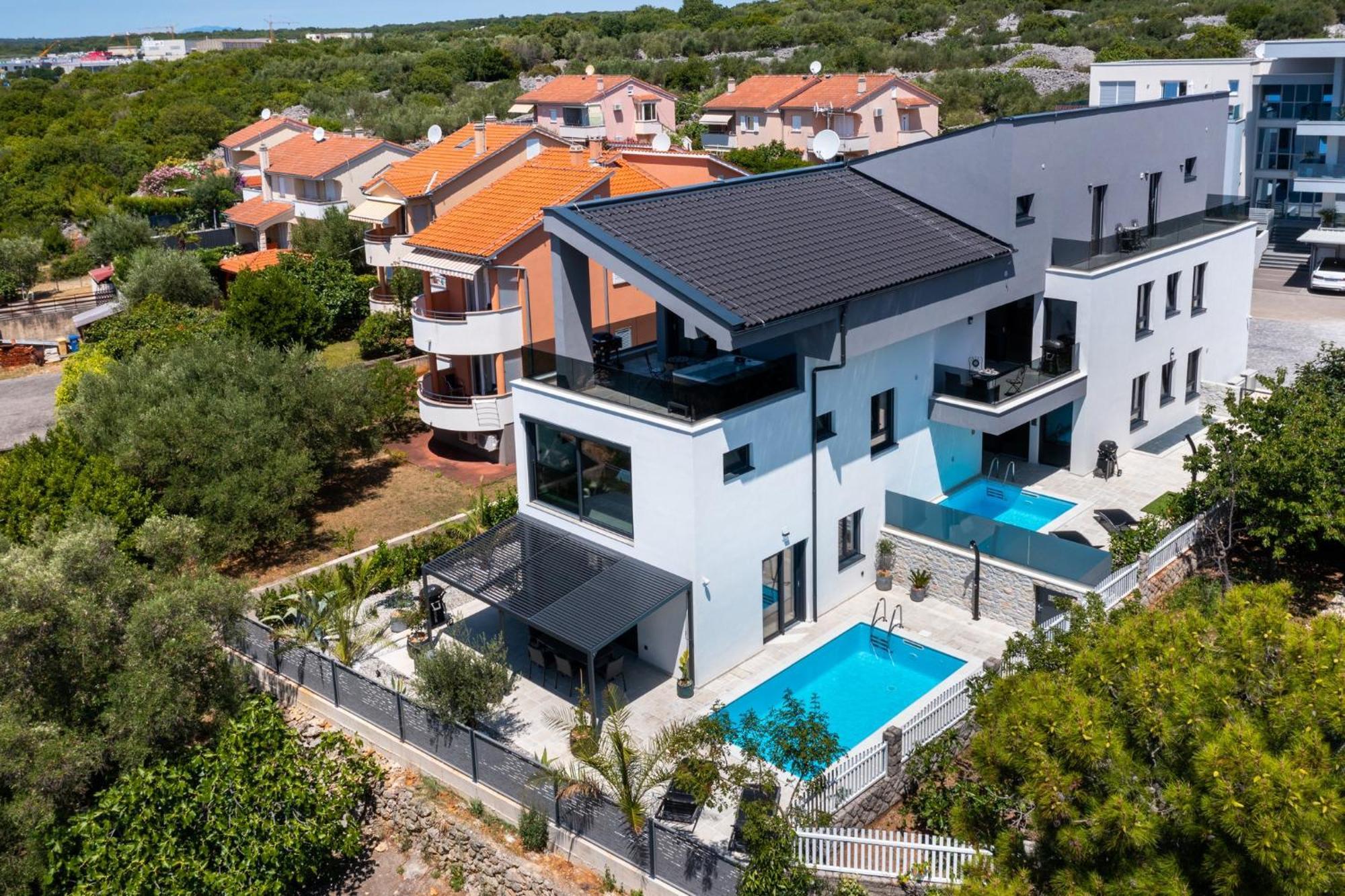 Luxury Villa Adria Apartments Krk Town Luaran gambar